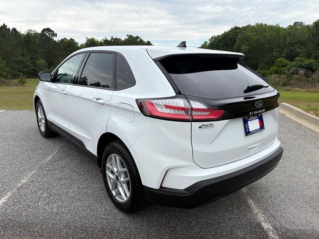 used 2024 Ford Edge car, priced at $30,197