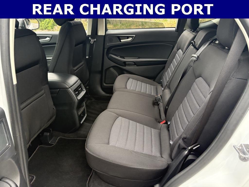 used 2024 Ford Edge car, priced at $30,197