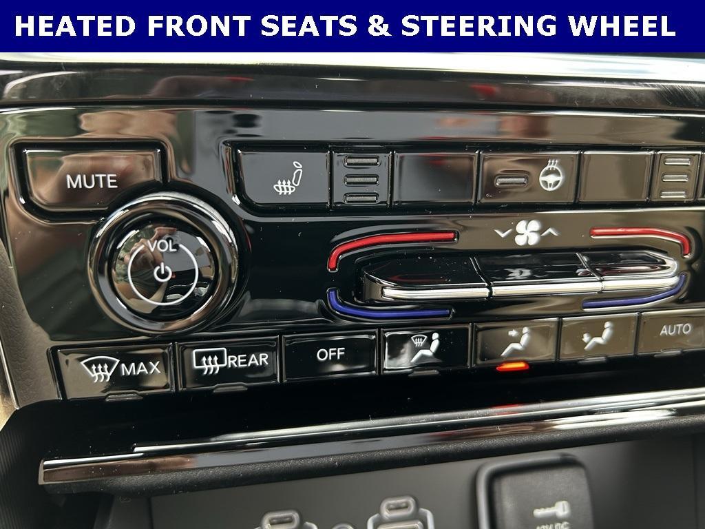 new 2025 Jeep Grand Cherokee car, priced at $42,587