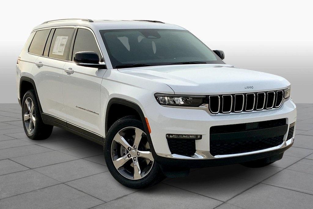 new 2025 Jeep Grand Cherokee car, priced at $42,977