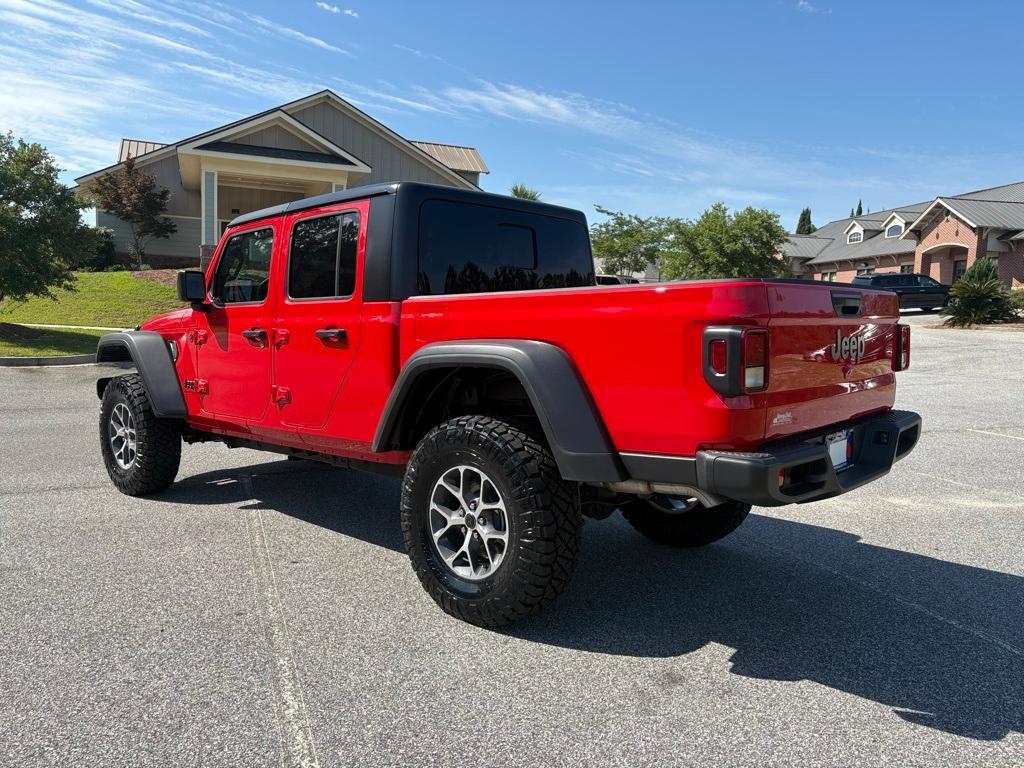 new 2025 Jeep Gladiator car, priced at $36,477