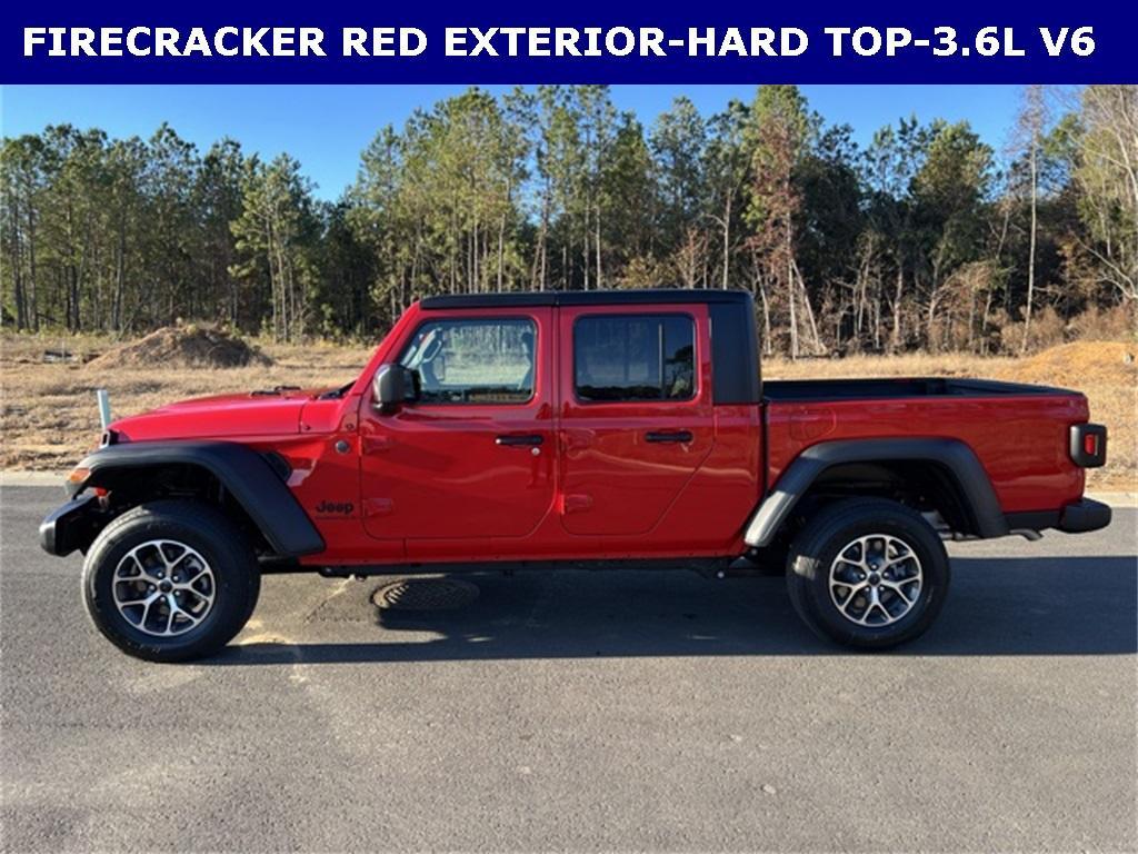 new 2025 Jeep Gladiator car, priced at $36,827