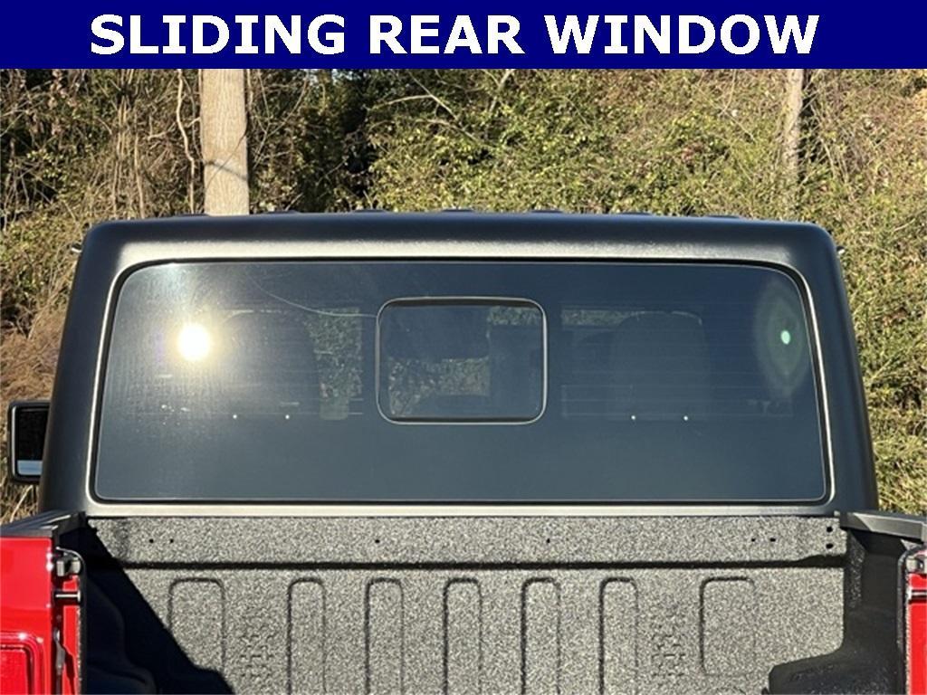 new 2025 Jeep Gladiator car, priced at $36,827