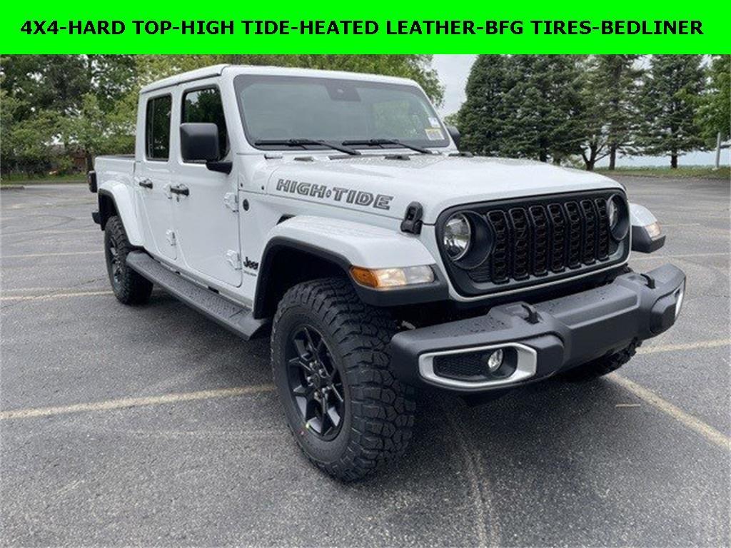 new 2025 Jeep Gladiator car, priced at $43,118