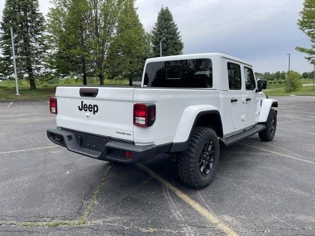 new 2025 Jeep Gladiator car, priced at $43,118
