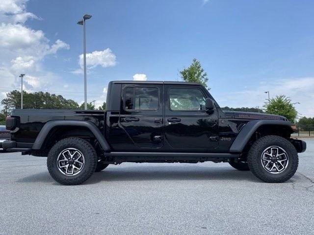 new 2025 Jeep Gladiator car, priced at $53,700