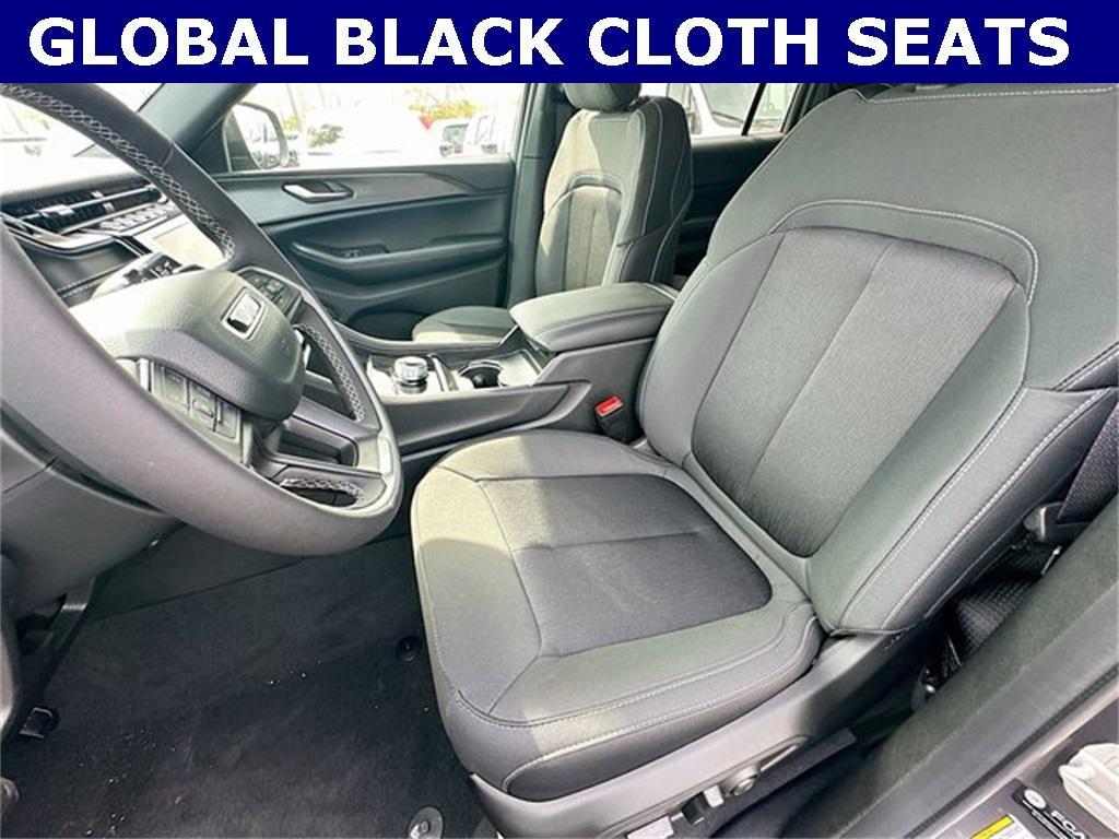 new 2025 Jeep Grand Cherokee L car, priced at $35,425