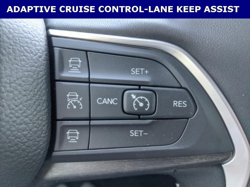 new 2025 Jeep Grand Cherokee L car, priced at $40,877