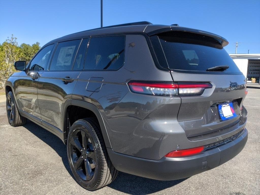 new 2025 Jeep Grand Cherokee L car, priced at $40,877