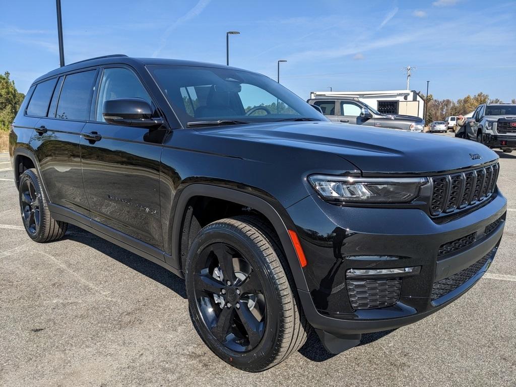 new 2025 Jeep Grand Cherokee L car, priced at $41,777