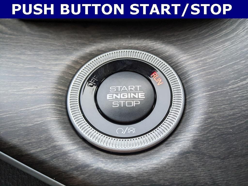 new 2025 Jeep Grand Cherokee L car, priced at $41,777