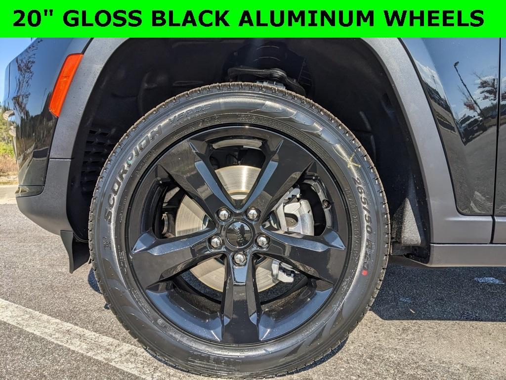 new 2025 Jeep Grand Cherokee L car, priced at $41,777