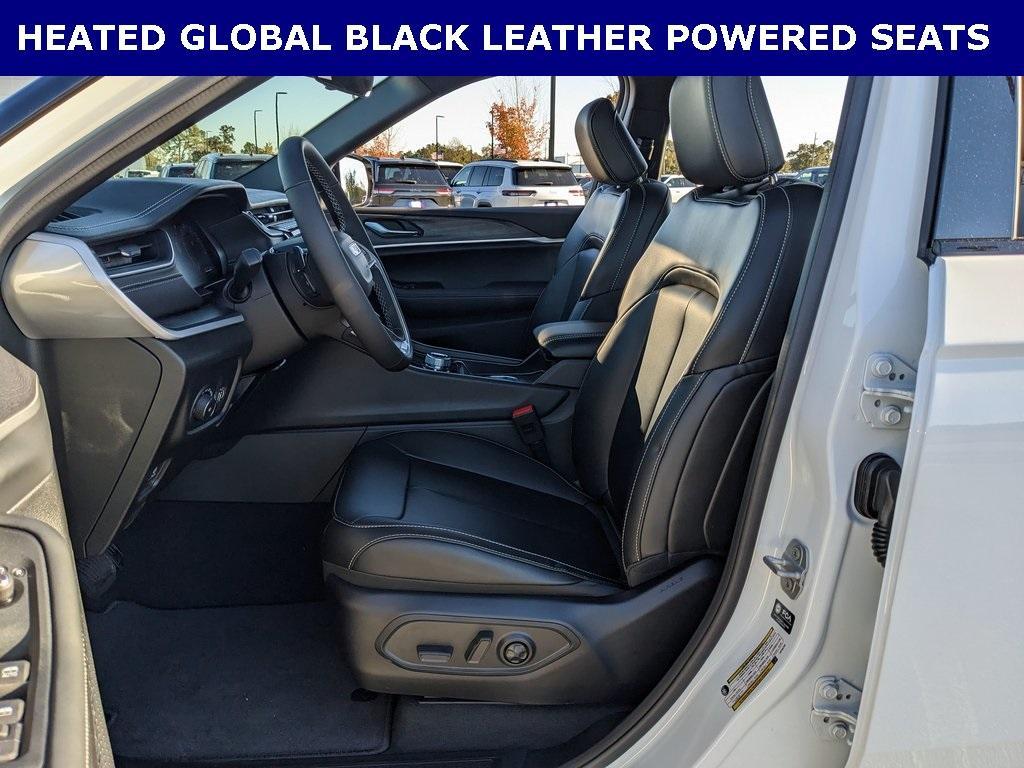 new 2025 Jeep Grand Cherokee L car, priced at $44,377