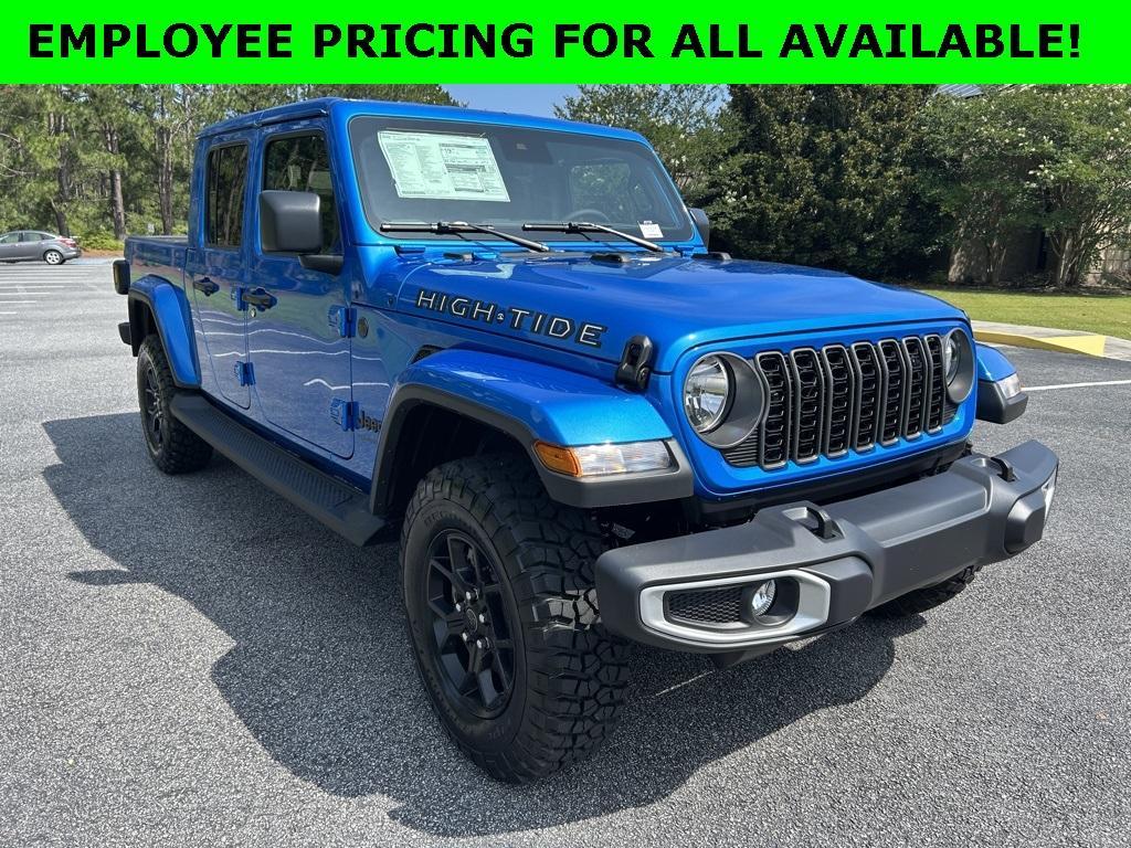 new 2025 Jeep Gladiator car, priced at $43,683