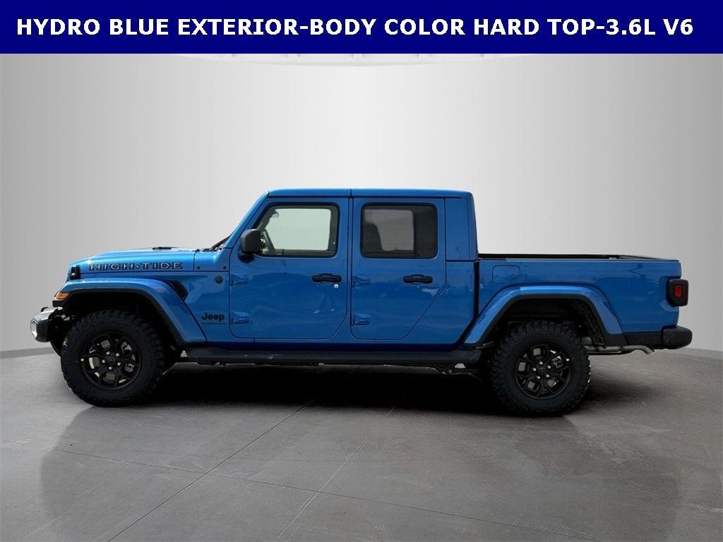 new 2025 Jeep Gladiator car, priced at $45,774