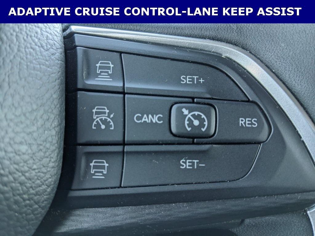 used 2023 Jeep Grand Cherokee car, priced at $28,777