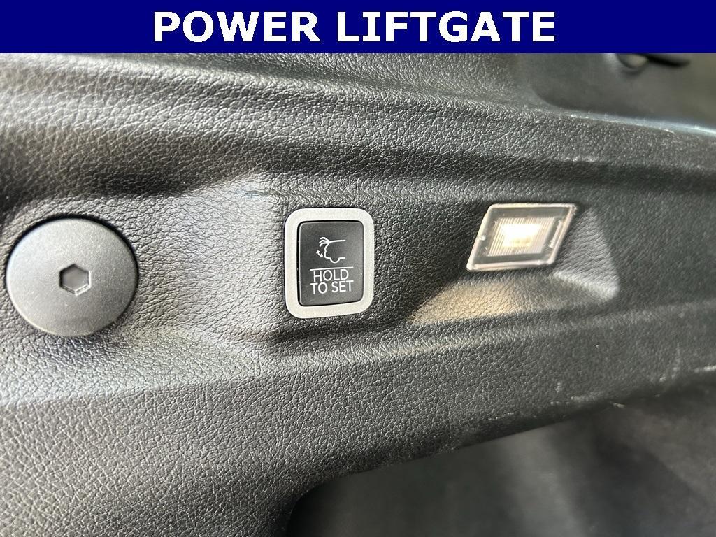 used 2022 Jeep Grand Cherokee L car, priced at $28,821