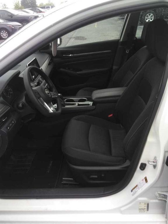 used 2023 Nissan Altima car, priced at $21,327