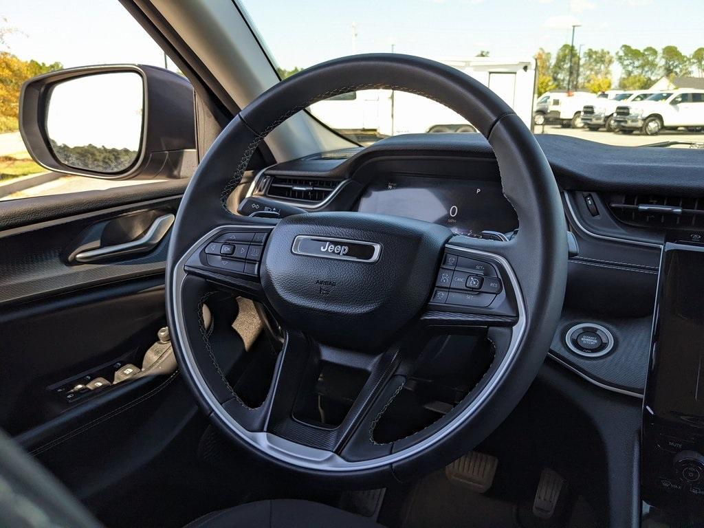used 2023 Jeep Grand Cherokee L car, priced at $26,899