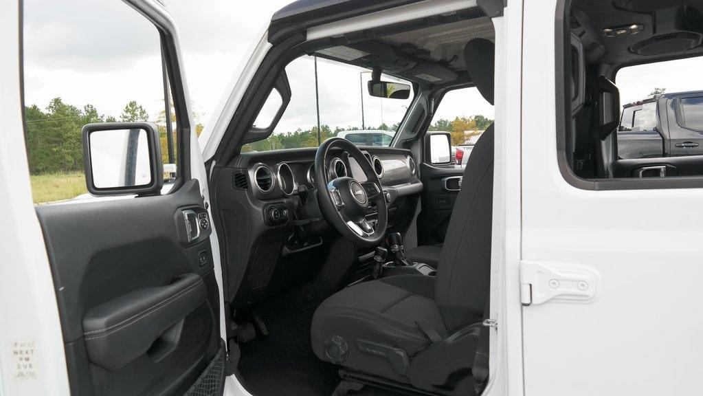 used 2023 Jeep Gladiator car, priced at $29,651