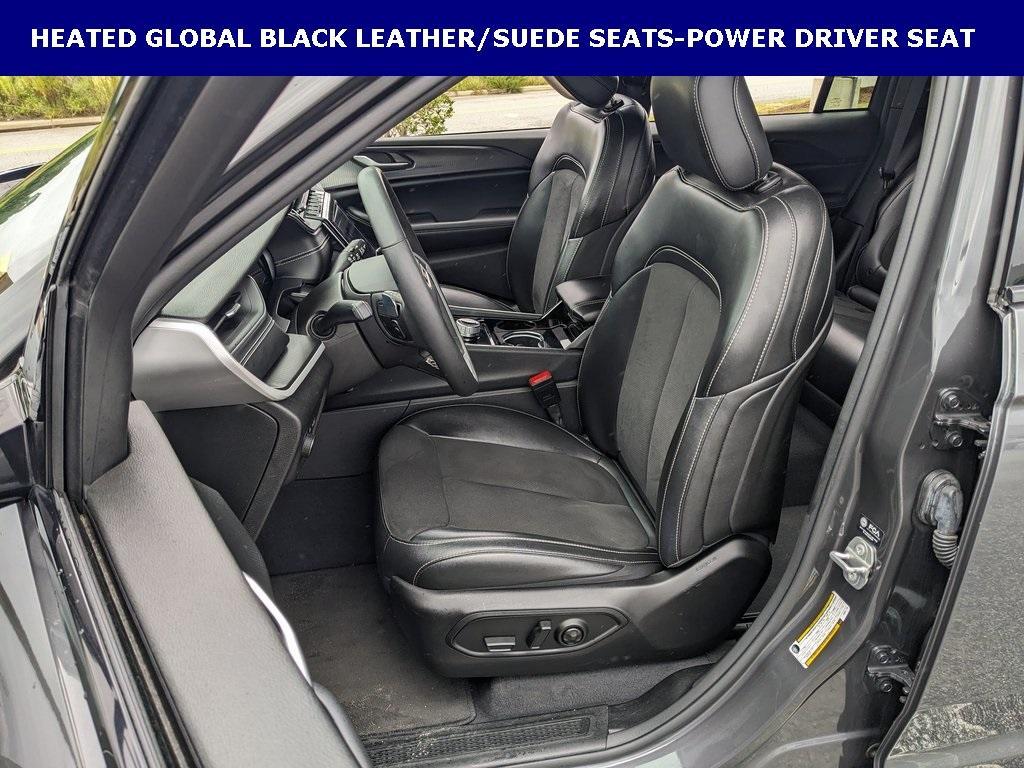 used 2023 Jeep Grand Cherokee car, priced at $27,777