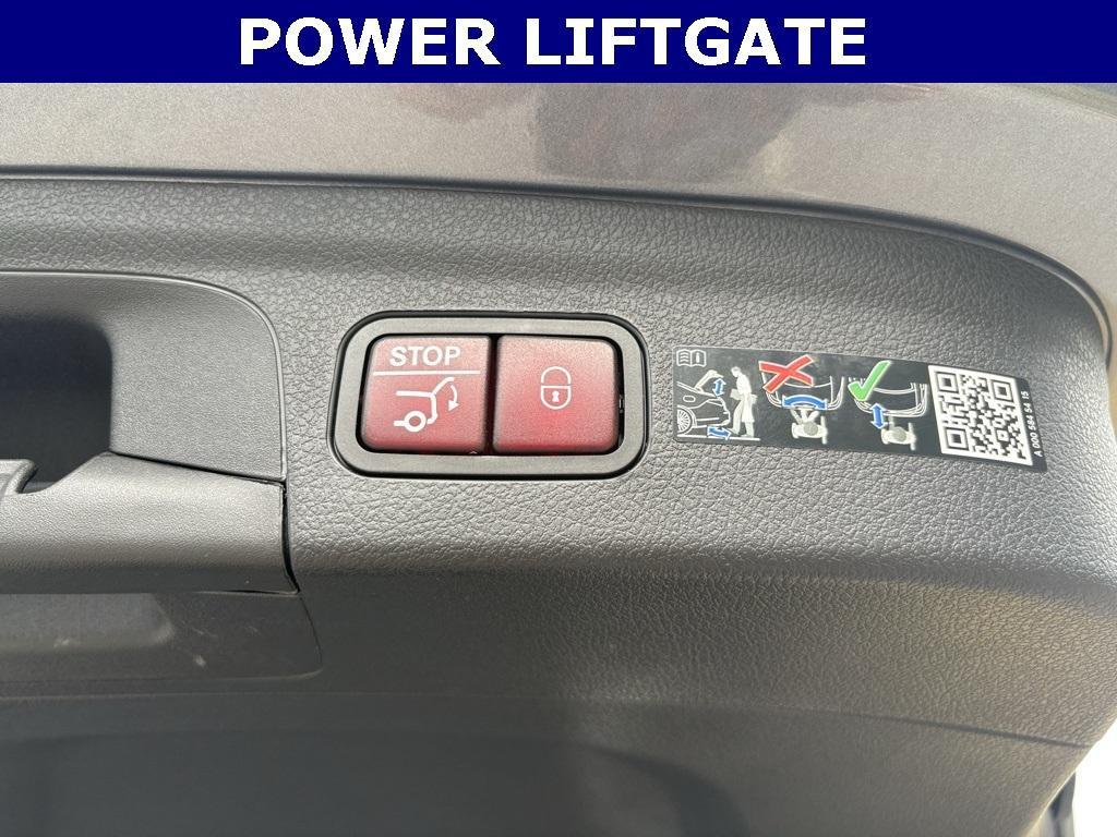 used 2025 Mercedes-Benz GLE 450e car, priced at $68,496