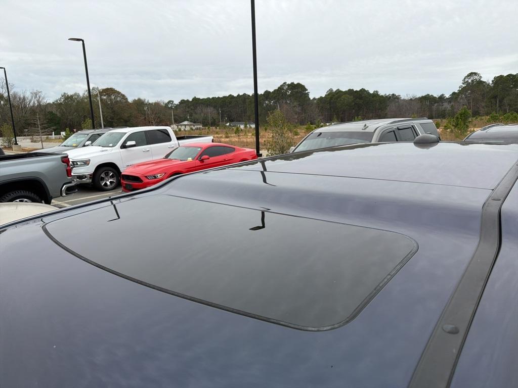 used 2016 Land Rover LR4 car, priced at $12,392