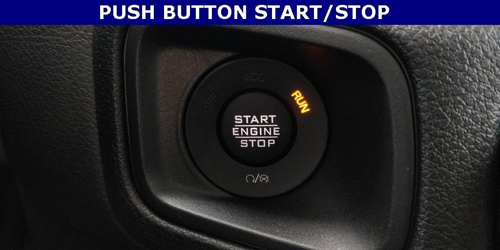 new 2025 Jeep Gladiator car, priced at $39,227