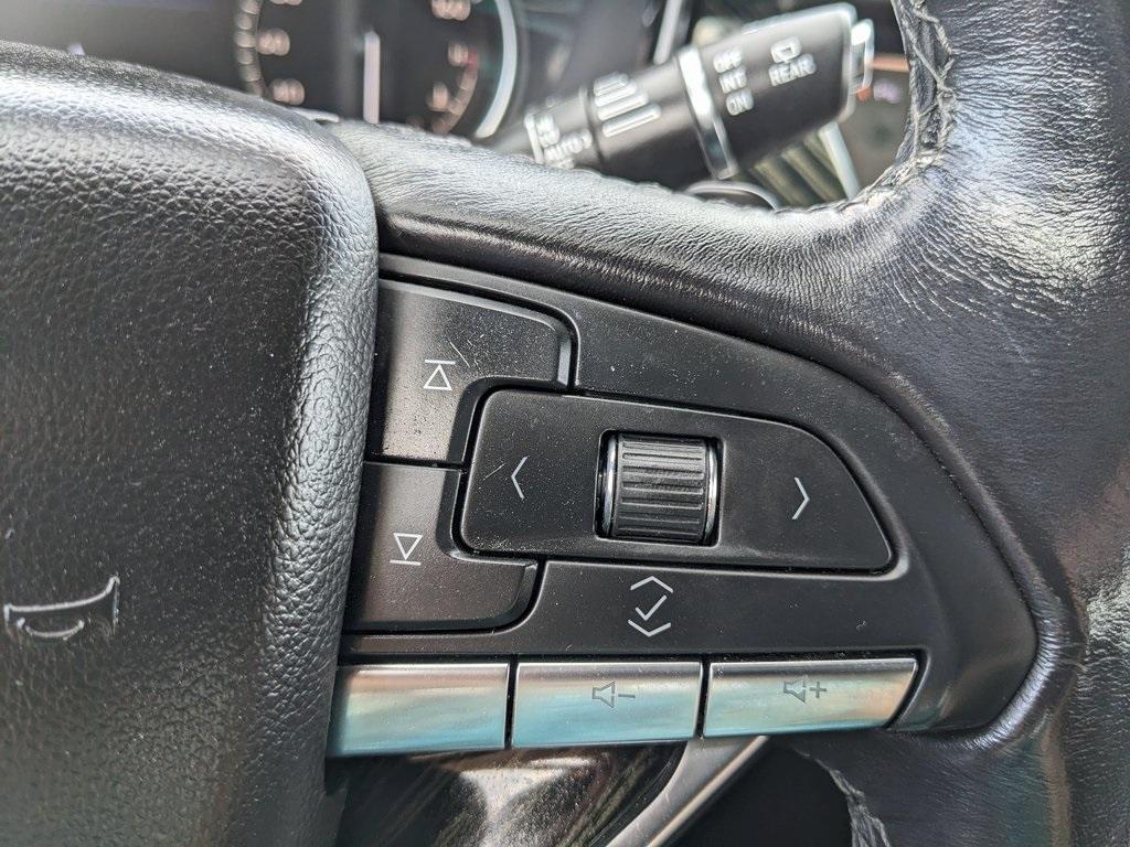 used 2023 Cadillac XT6 car, priced at $36,207