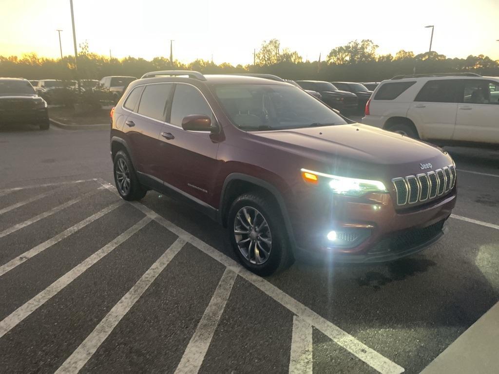 used 2020 Jeep Cherokee car, priced at $9,297