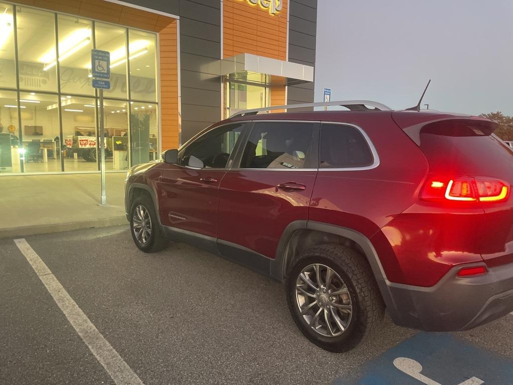 used 2020 Jeep Cherokee car, priced at $9,297