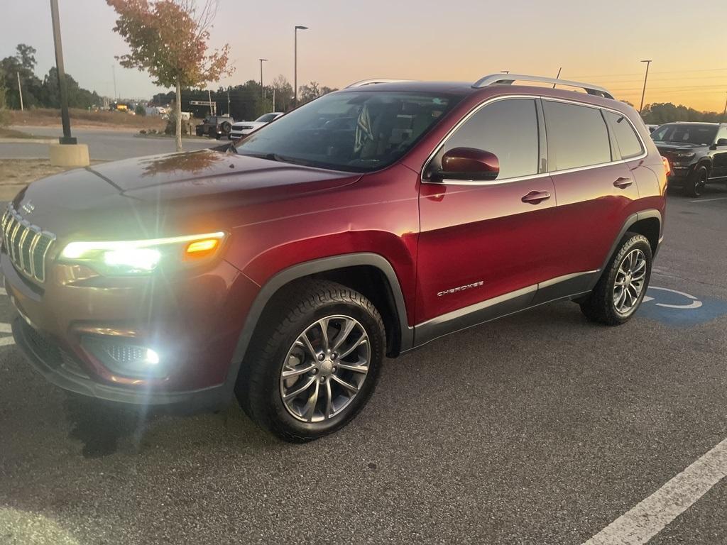 used 2020 Jeep Cherokee car, priced at $9,297
