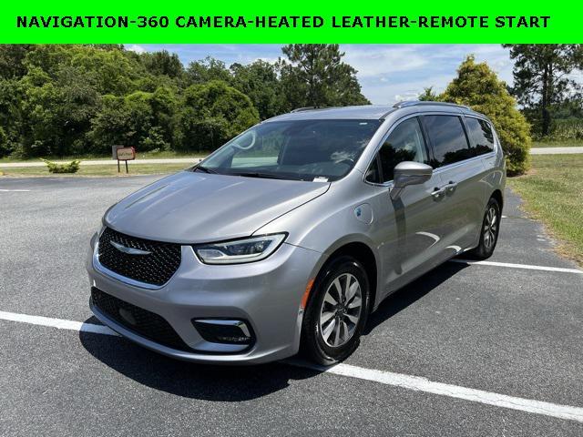 used 2021 Chrysler Pacifica Hybrid car, priced at $23,396