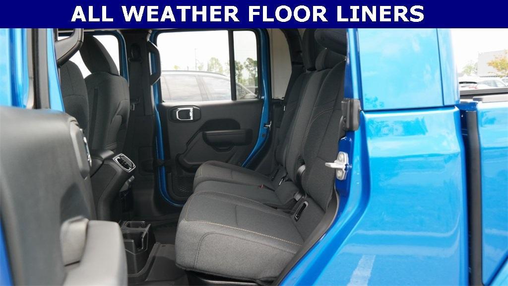 new 2025 Jeep Gladiator car, priced at $42,824