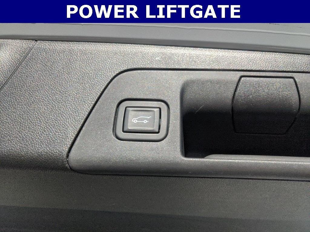 used 2023 Buick Envision car, priced at $22,772