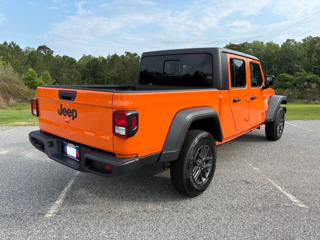 new 2025 Jeep Gladiator car, priced at $41,546