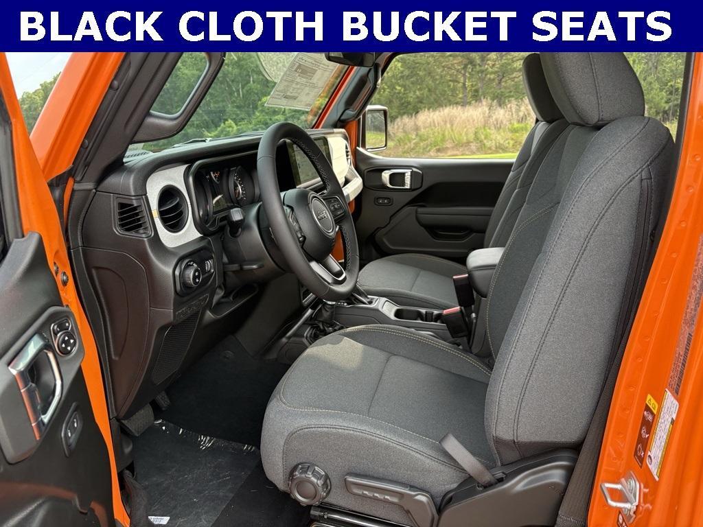new 2025 Jeep Gladiator car, priced at $41,546