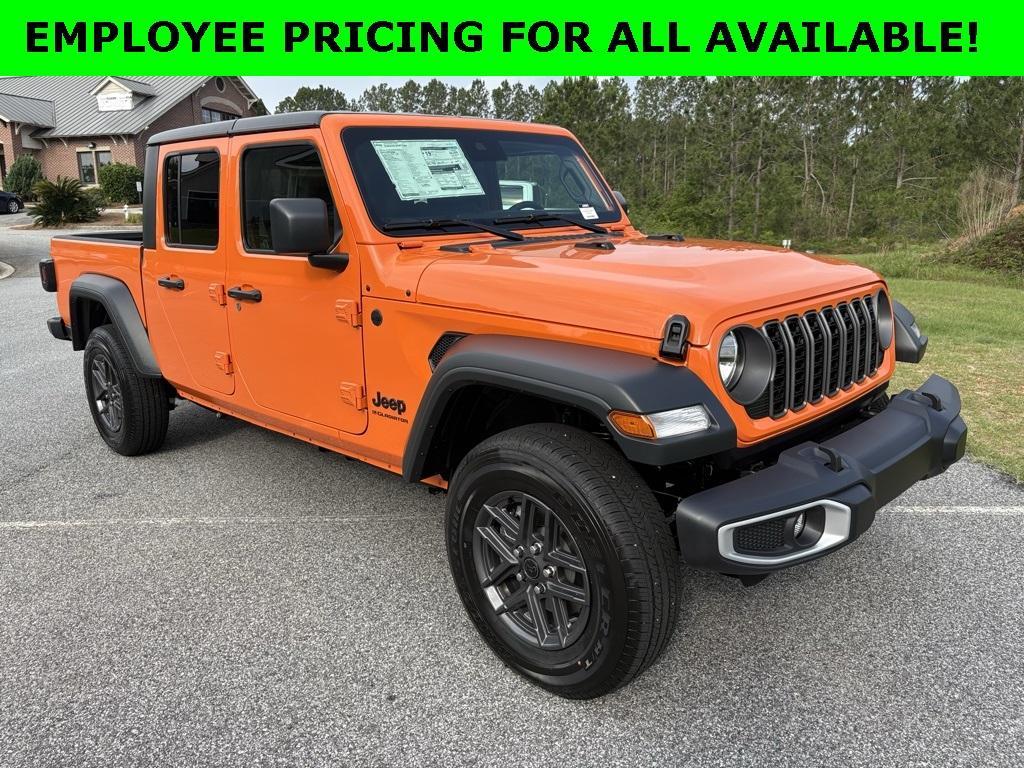 new 2025 Jeep Gladiator car, priced at $41,546