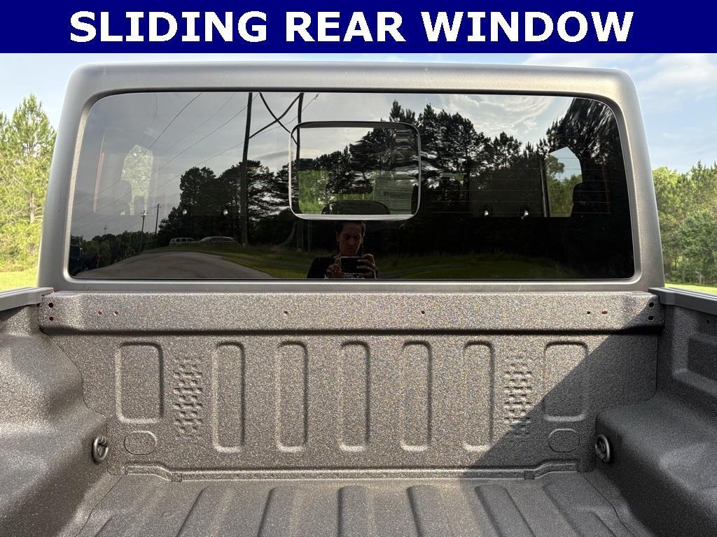 new 2025 Jeep Gladiator car, priced at $41,546