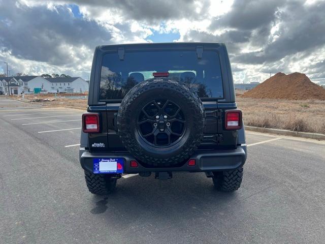 new 2025 Jeep Wrangler car, priced at $38,980