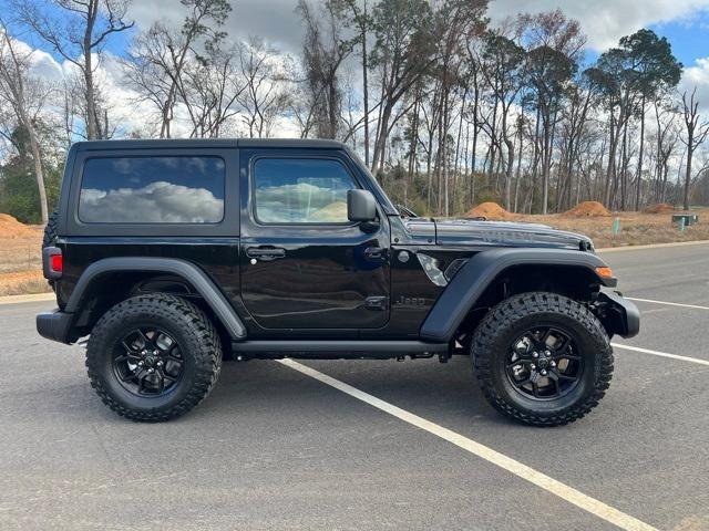 new 2025 Jeep Wrangler car, priced at $38,980