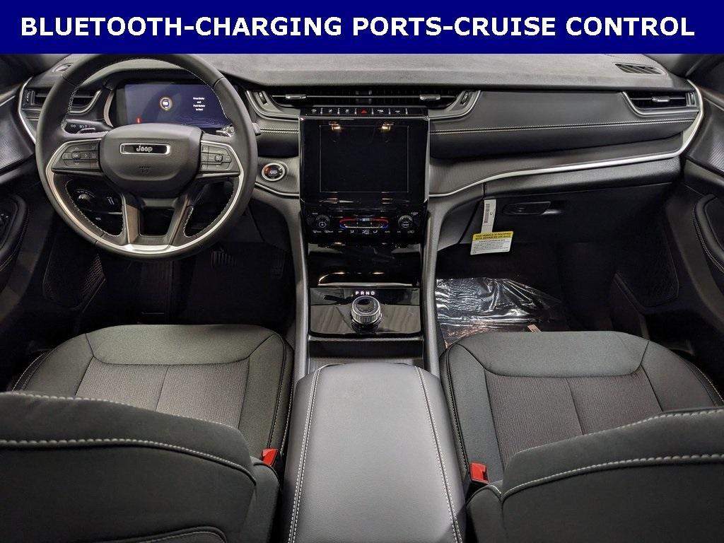 new 2025 Jeep Grand Cherokee L car, priced at $39,870