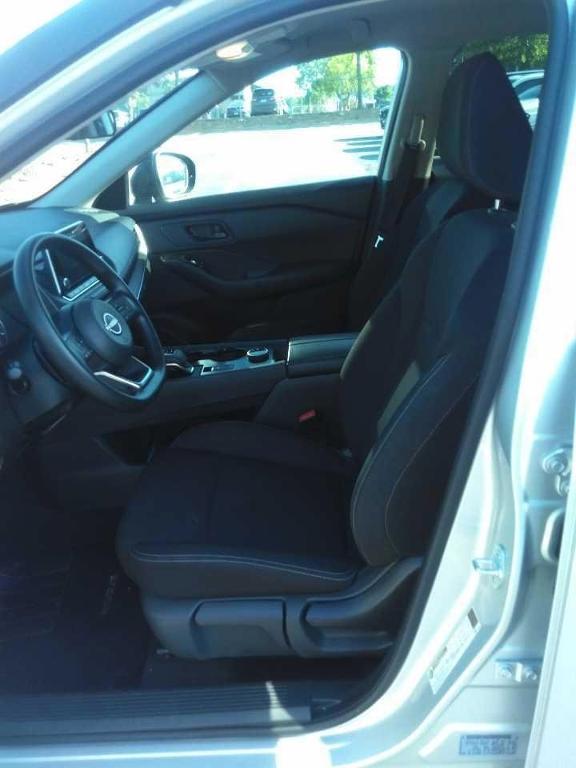 used 2024 Nissan Rogue car, priced at $21,992