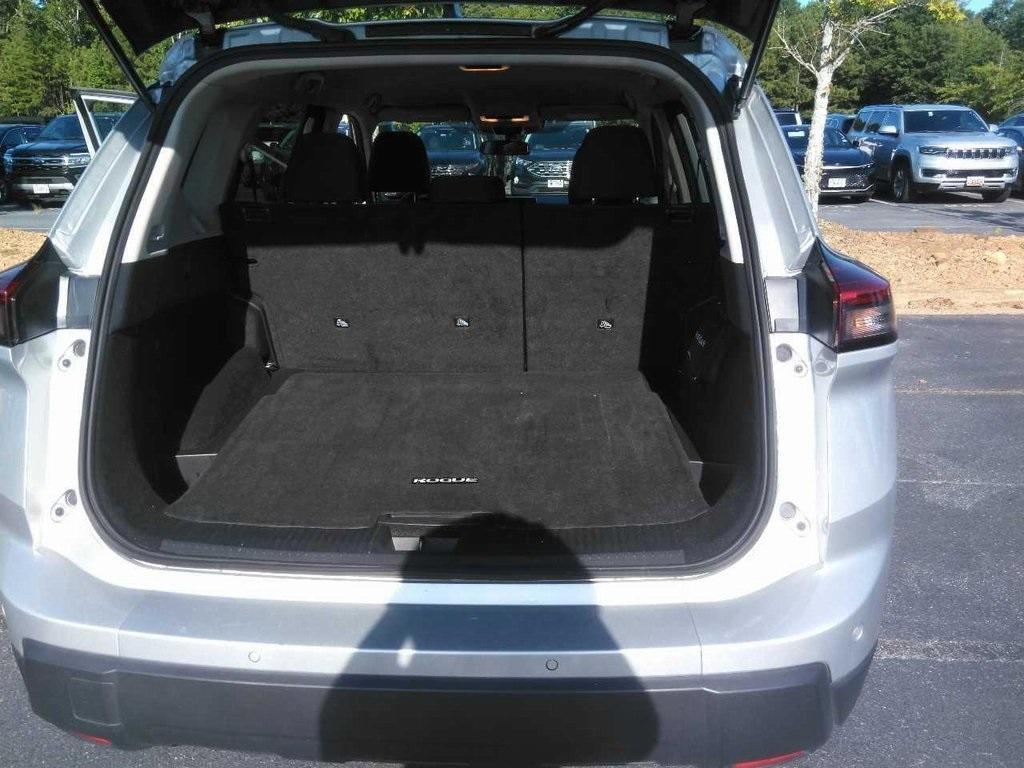 used 2024 Nissan Rogue car, priced at $21,992