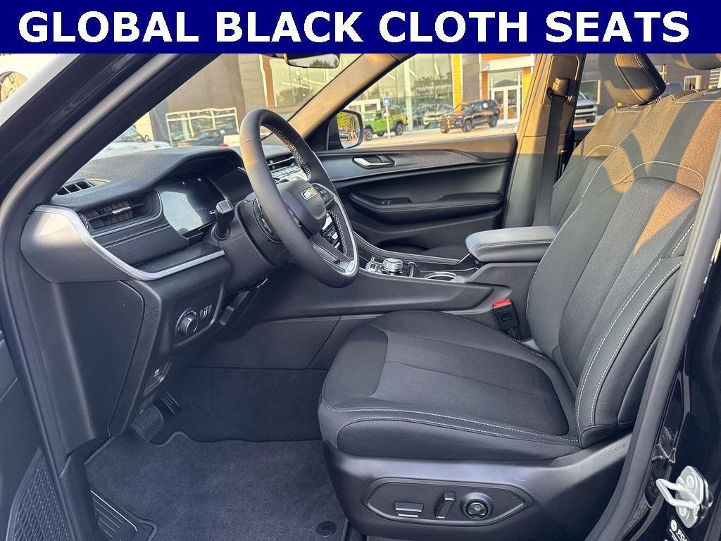 new 2025 Jeep Grand Cherokee L car, priced at $35,875