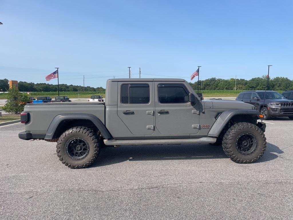 used 2022 Jeep Gladiator car, priced at $36,390