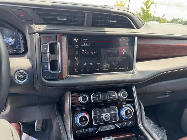 used 2023 GMC Yukon car, priced at $75,694
