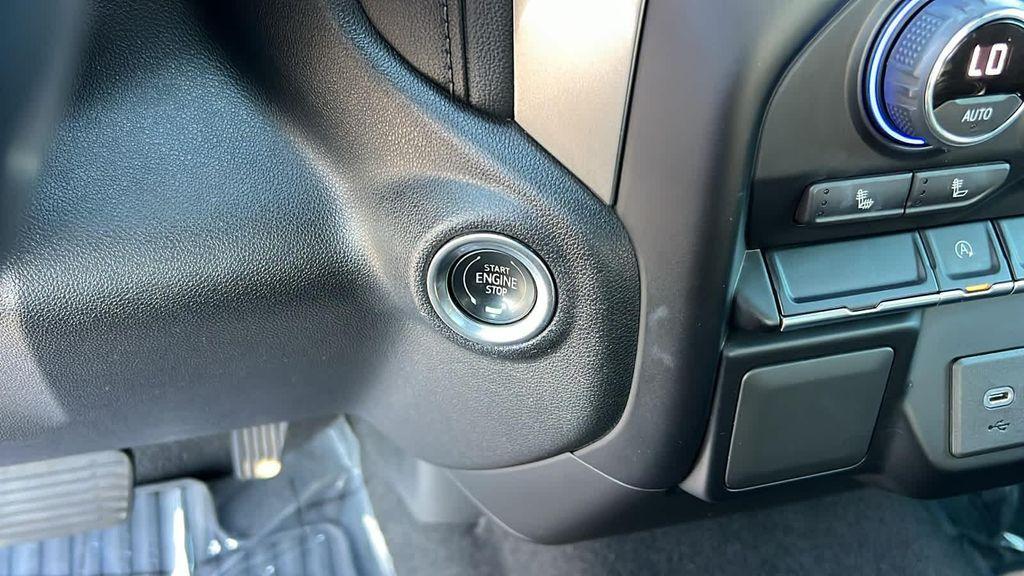 used 2021 Chevrolet Silverado 1500 car, priced at $30,999