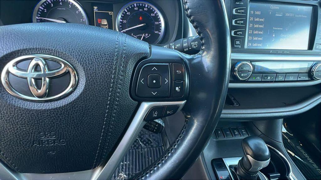 used 2018 Toyota Highlander car, priced at $21,929
