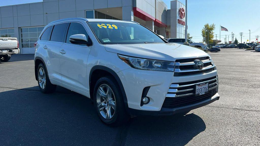 used 2018 Toyota Highlander car, priced at $21,929